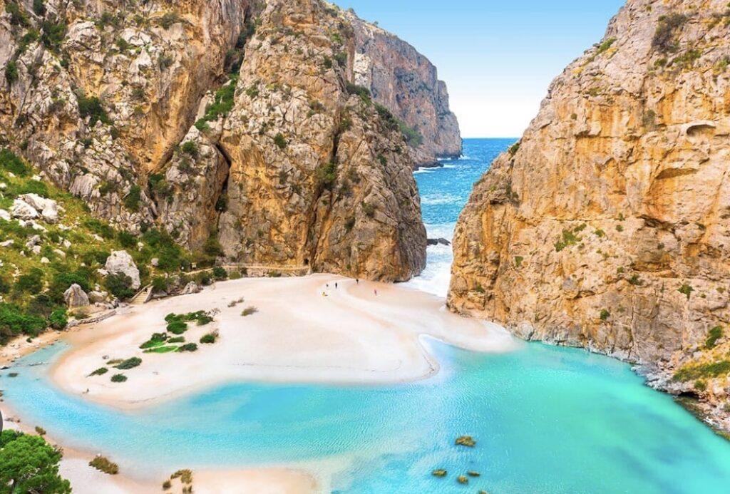 Palma Airport transfer to sa calobra